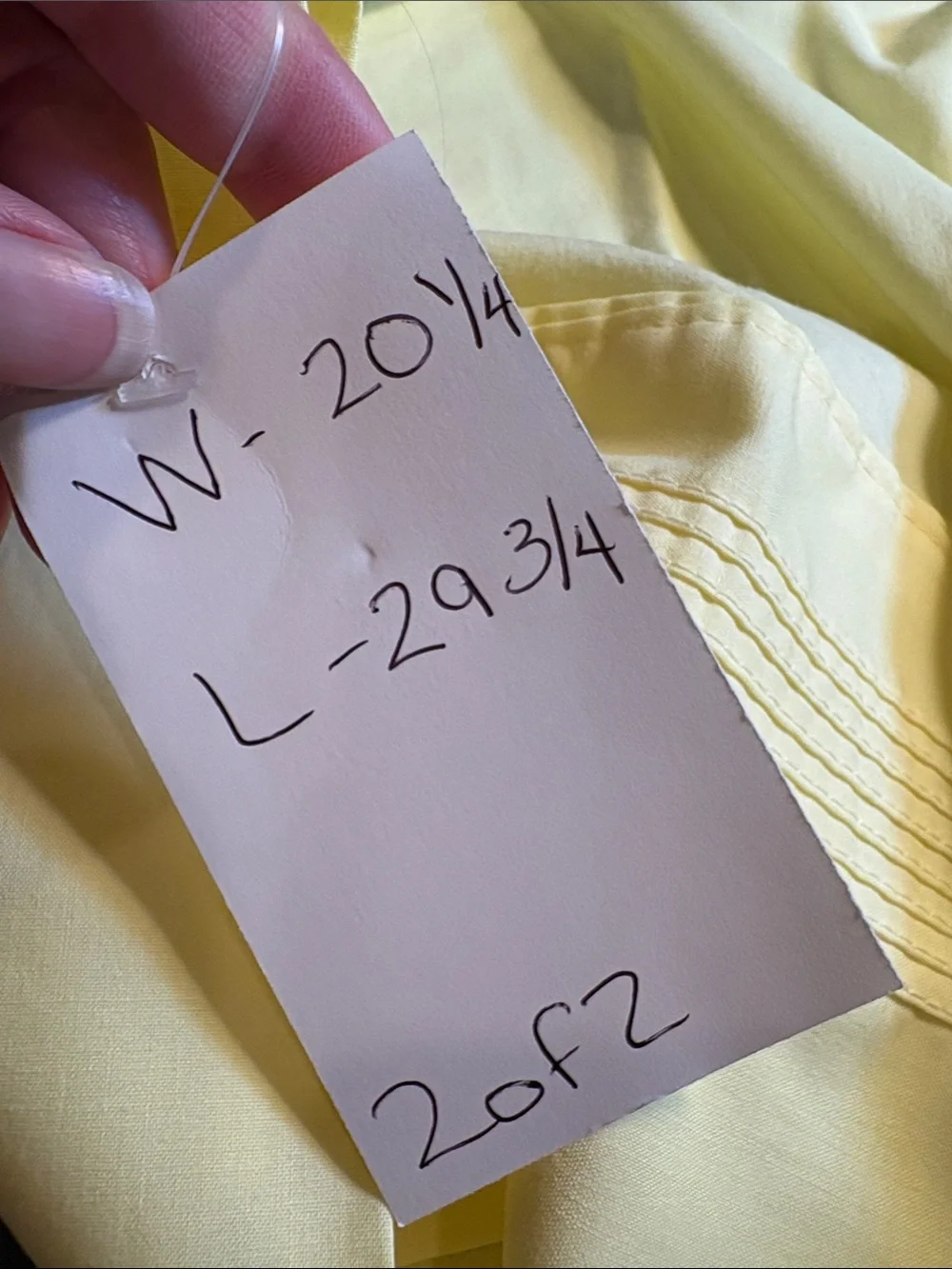 Vintage Butter Yellow Springmade NWOT set of 2 Pintuck Cotton pillowcases. FF